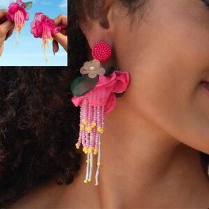 2/$30🌵 Bright Pink Chiffon Flower Romantic Earrings Bead Zara Garden NEW